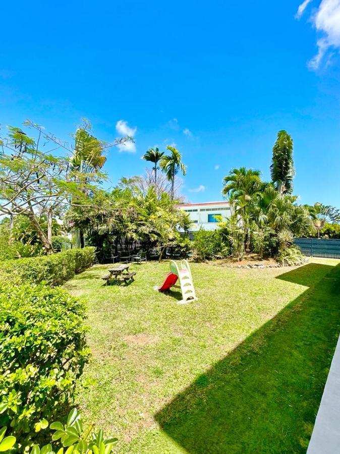 Villa Kumquat Avec Piscine Et Vue Sur Les Montagnes Petit-Bourg Exterior foto